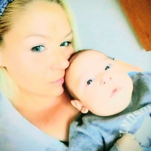 Meet your Posher, Chrystal